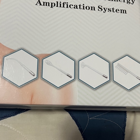 Pur NuDerma Dermal Energy System - White - Picture 2 of 14